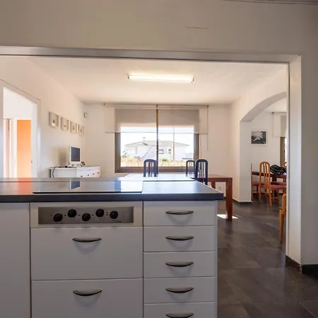 Alcazar By Interhome * Creixell